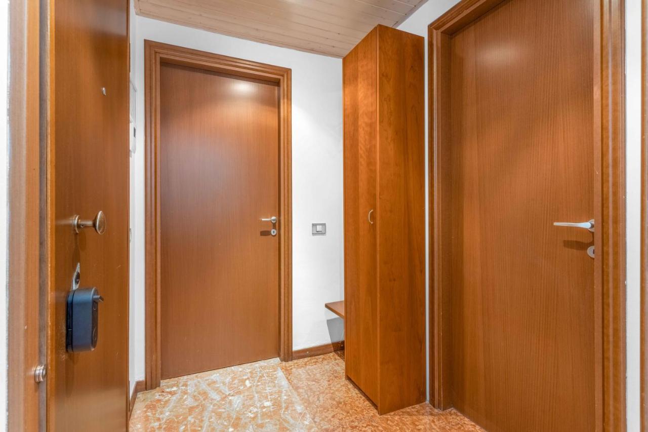 شقة Zona Navigli - Smart House Con Tv 50 E Fast Wifi ميلان المظهر الخارجي الصورة